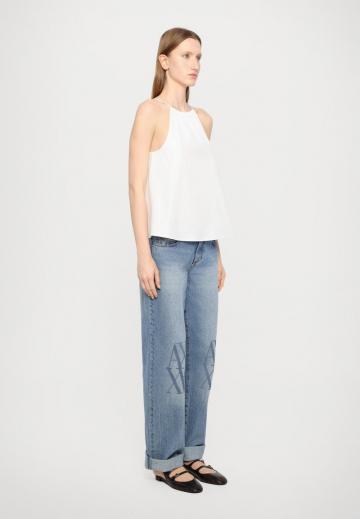 Топ на бретельках