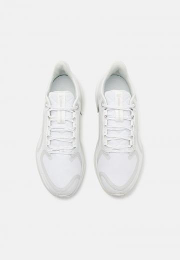 Беговые кроссовки