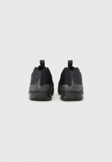 Баскетбольные кроссовки