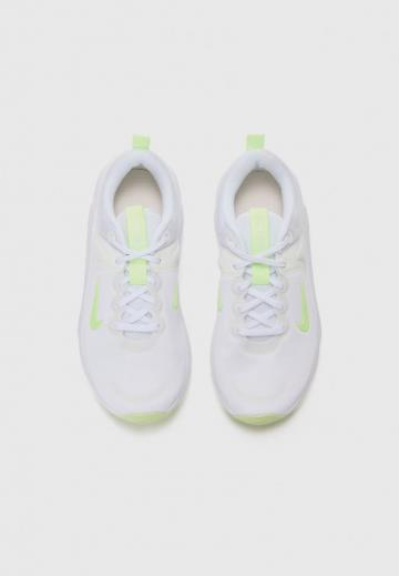 Тренировочные кроссовки