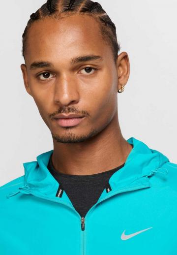 Куртка-дождевик