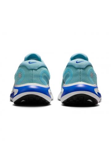 Беговые кроссовки