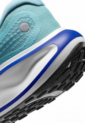 Беговые кроссовки