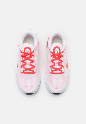 Беговые кроссовки