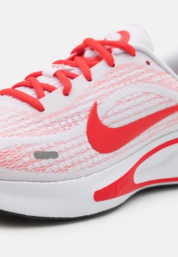 Беговые кроссовки