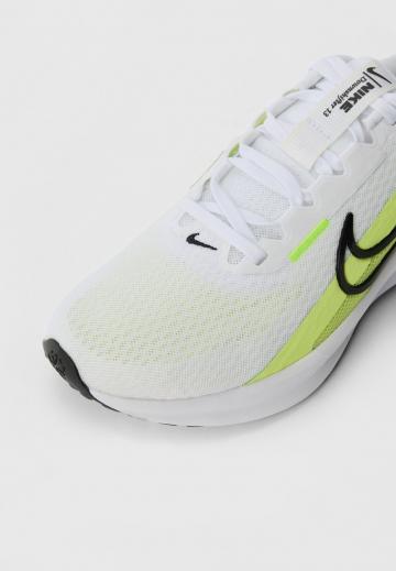 Беговые кроссовки