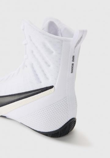 Тренировочные кроссовки