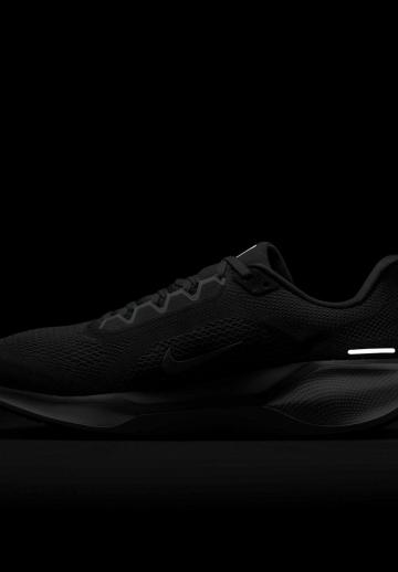 Беговые кроссовки