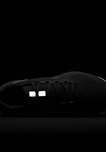 Беговые кроссовки