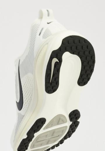 Беговые кроссовки