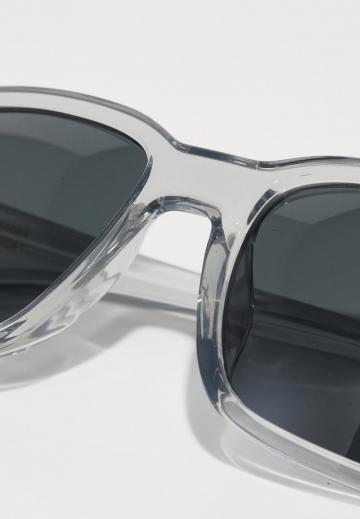 Солнечные очки