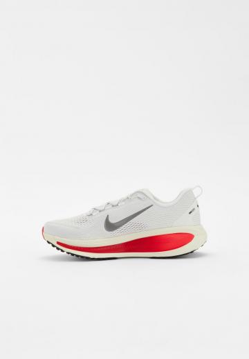 Беговые кроссовки