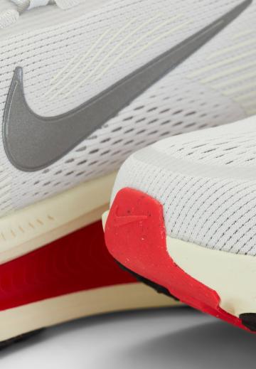 Беговые кроссовки