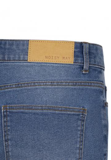 Джинсовые шорты