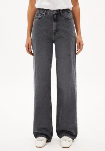 Клешеные джинсы