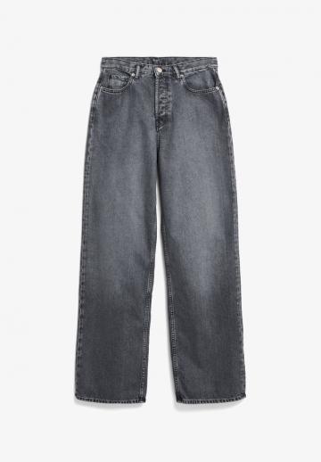 Клешеные джинсы