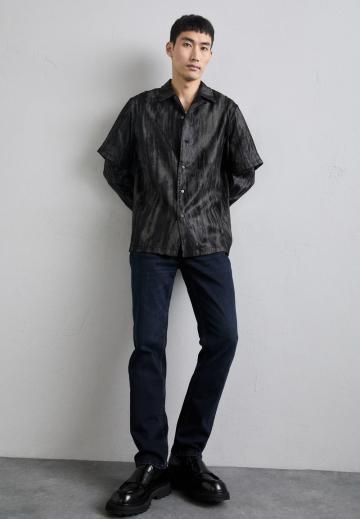 Прямые джинсы