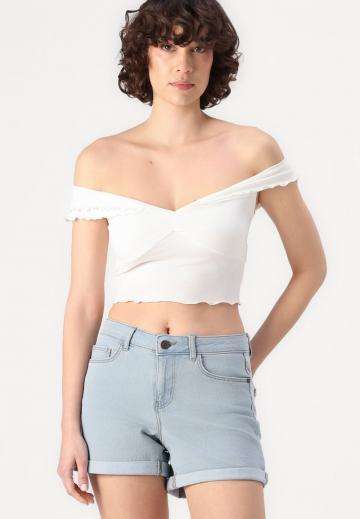 Джинсовые шорты