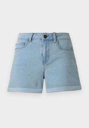 Джинсовые шорты