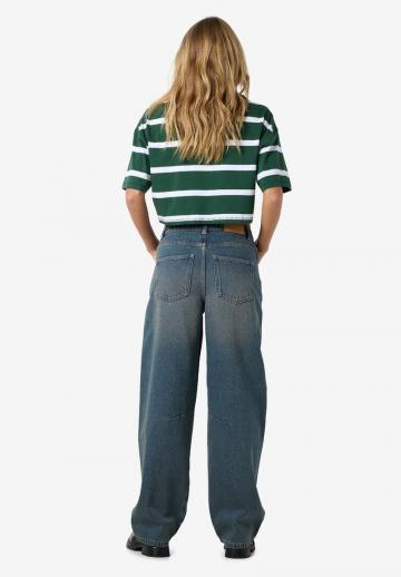 Свободные джинсы