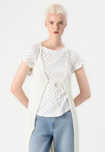 Длинный жилет