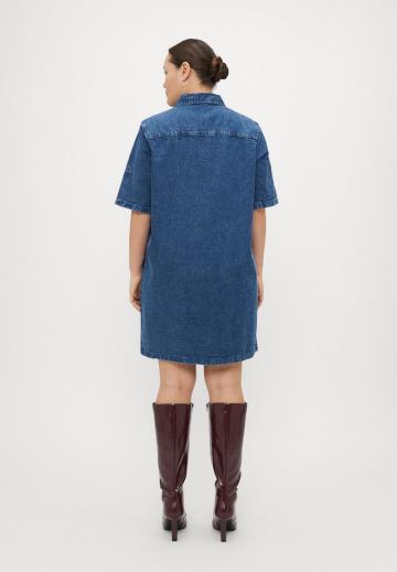 Джинсовое платье