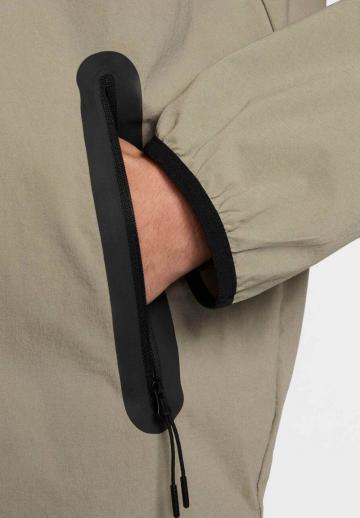 Куртка-дождевик