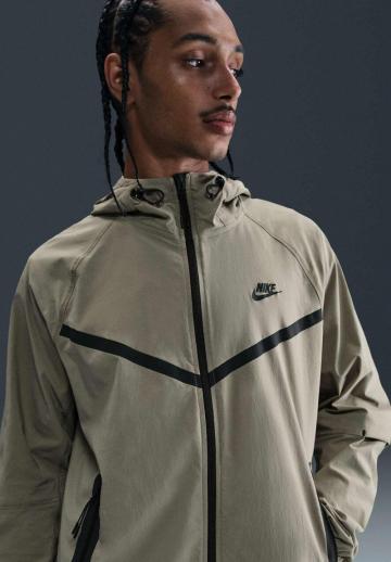 Куртка-дождевик