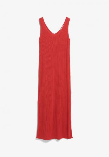 Вязаное платье