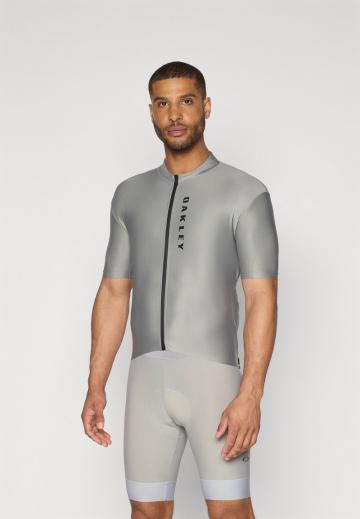 Спортивная форма