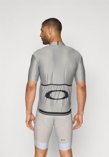 Спортивная форма