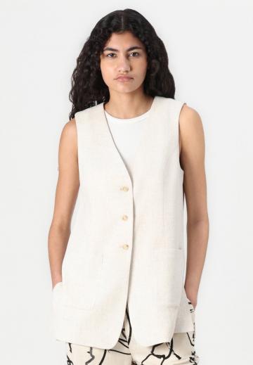 Длинный жилет