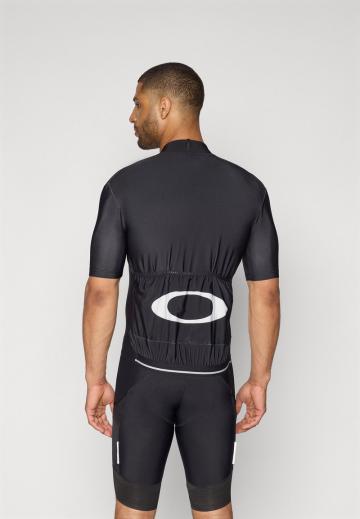 Спортивная форма