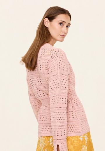 Вязаная кофта