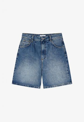 Джинсовые шорты