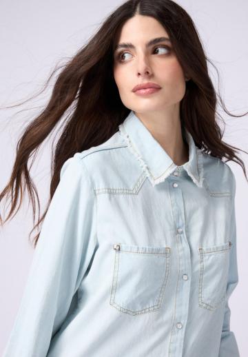 Джинсовая блузка