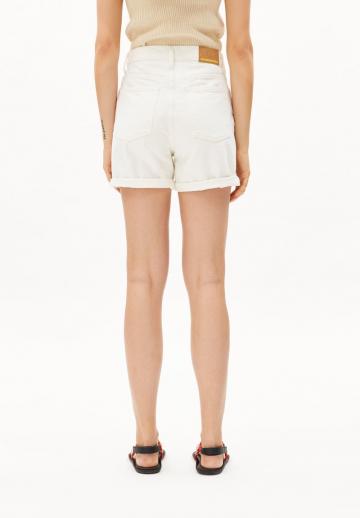 Джинсовые шорты