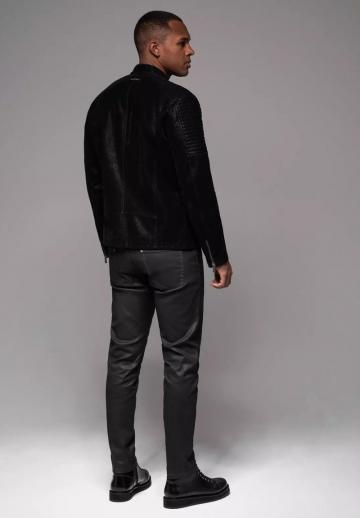 Узкие джинсы