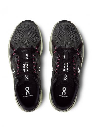 Беговые кроссовки