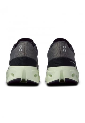 Беговые кроссовки