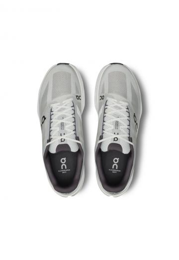 Беговые кроссовки