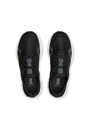 Тренировочные кроссовки