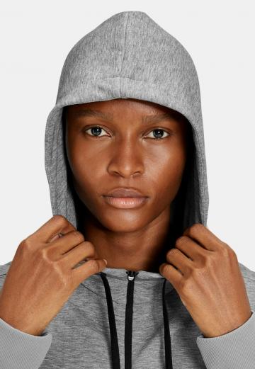 Спортивная толстовка