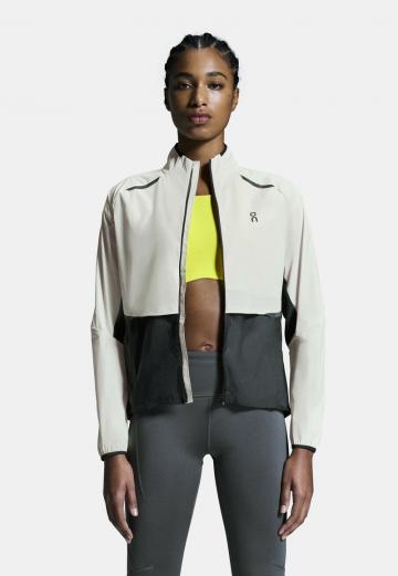 Спортивная куртка