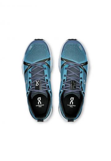 Беговые кроссовки