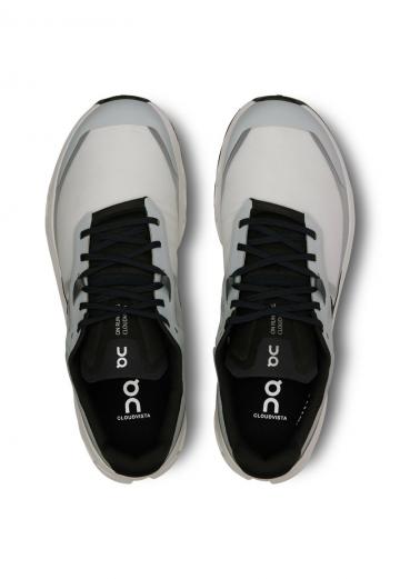 Беговые кроссовки