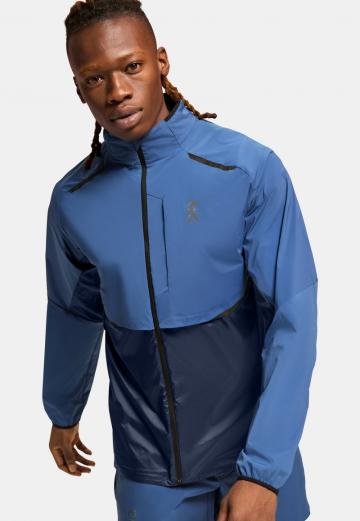 Спортивная куртка