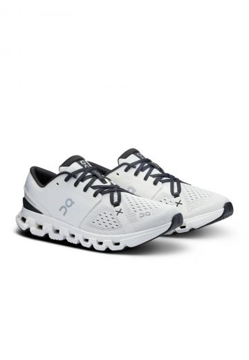 Тренировочные кроссовки