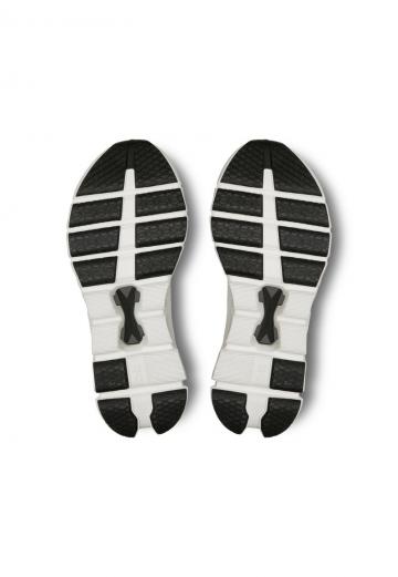 Тренировочные кроссовки