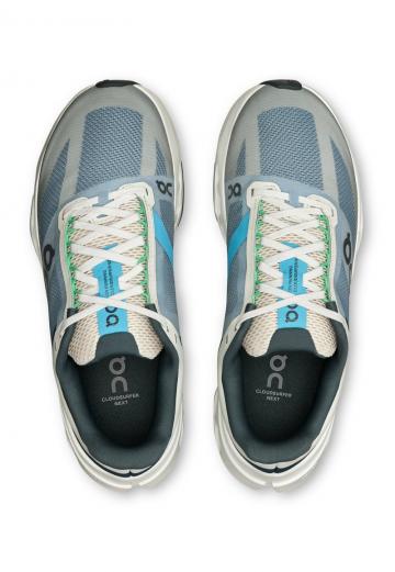 Беговые кроссовки